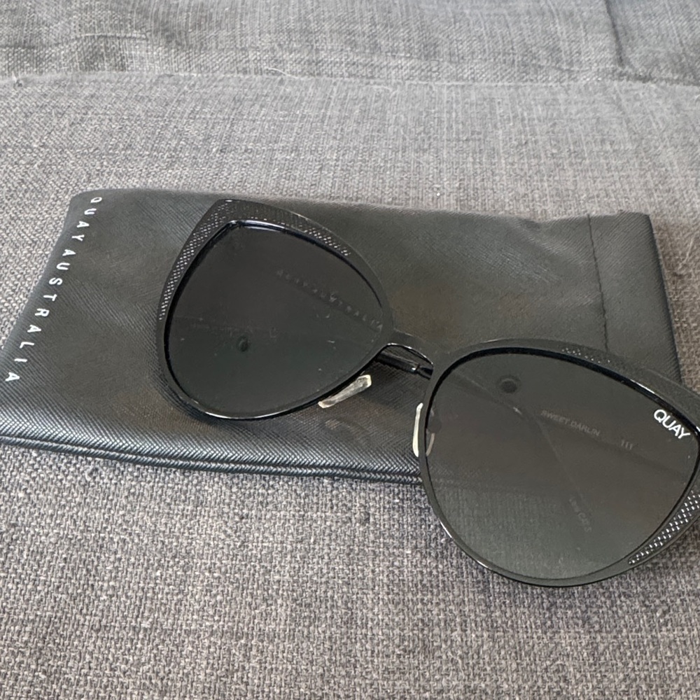 Quay Australia Black Cat Eye Shades